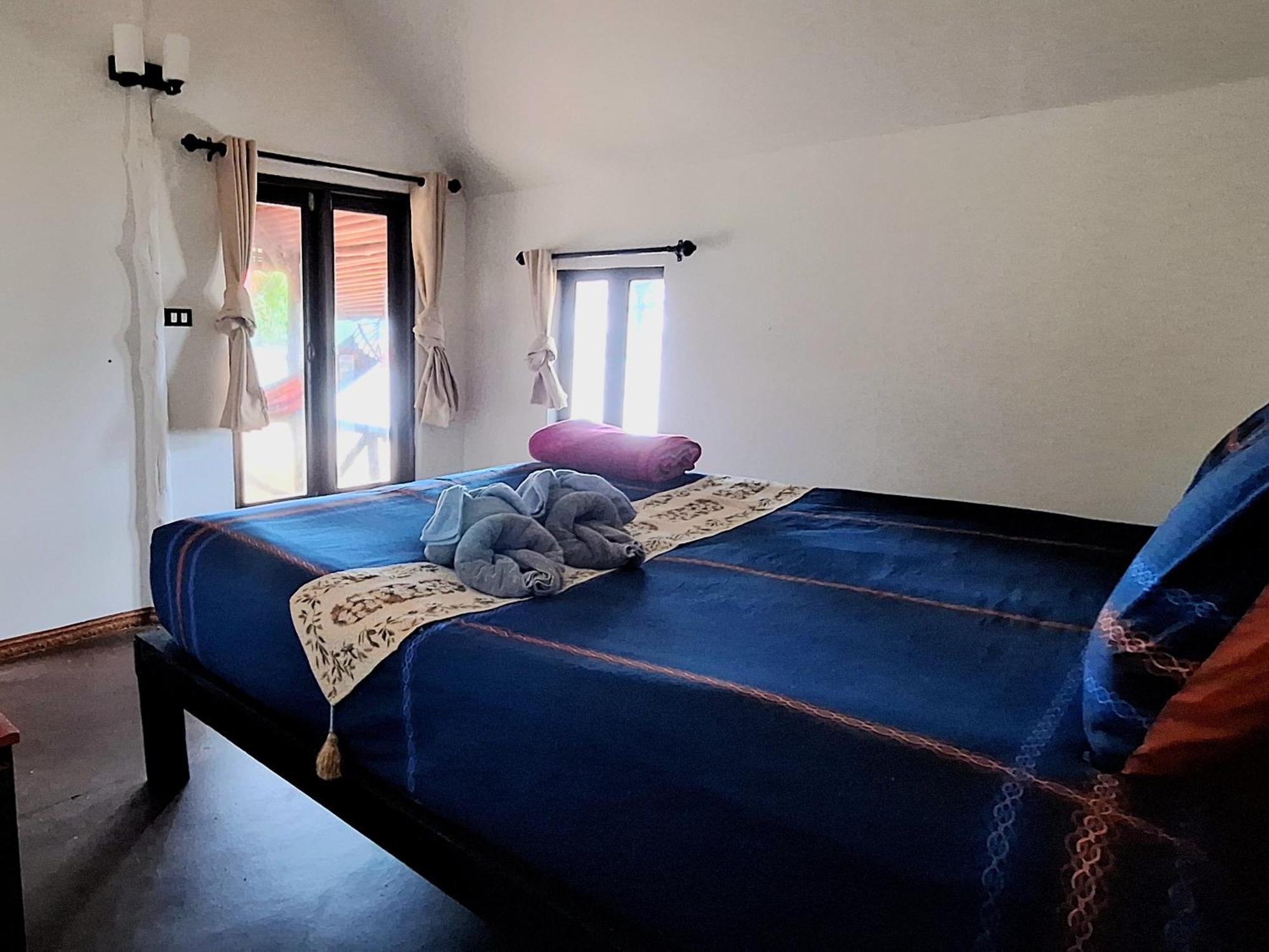 Breizh Cape Beach Bungalows Koh Lanta Exterior photo